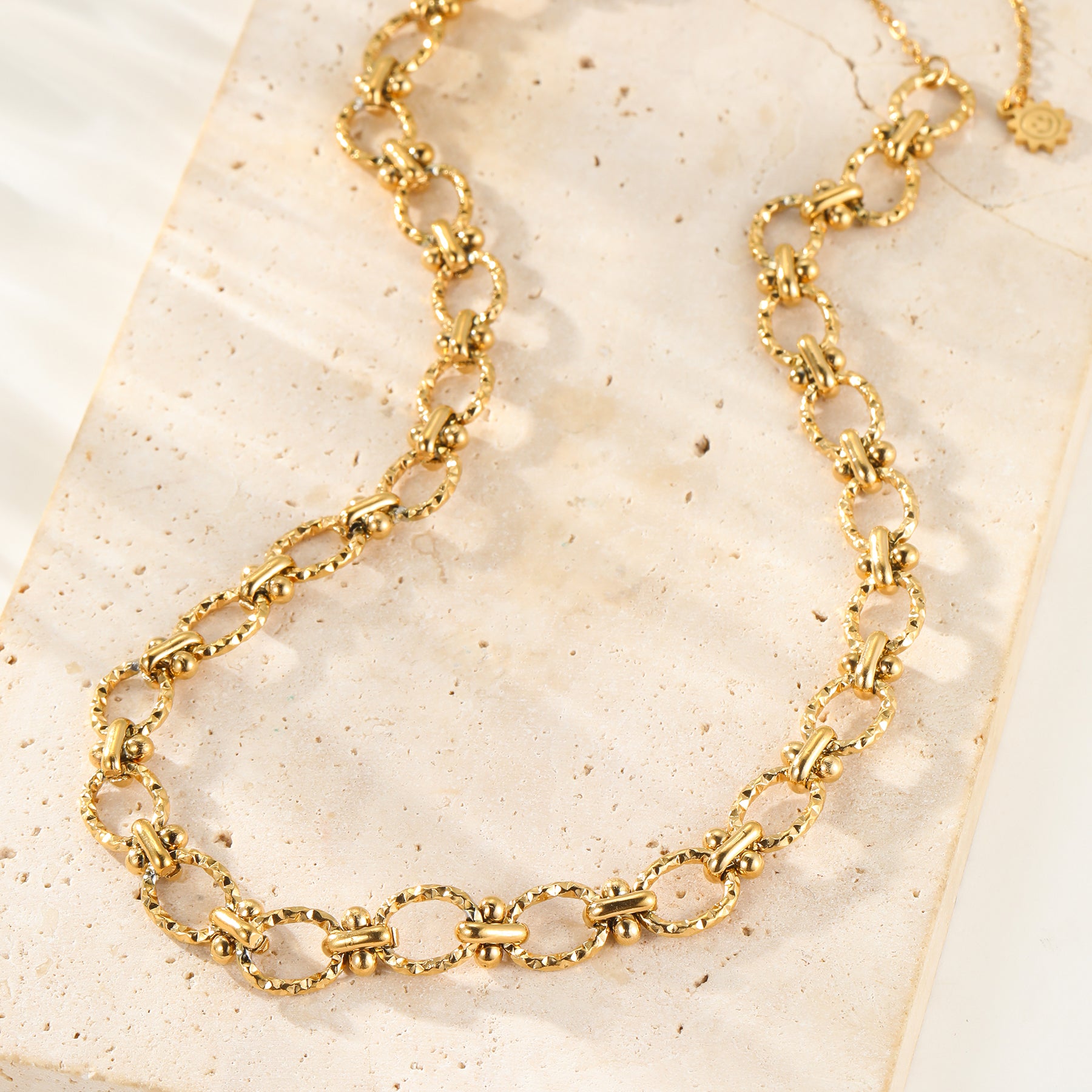 Textured Link Statement Necklace Waterproof