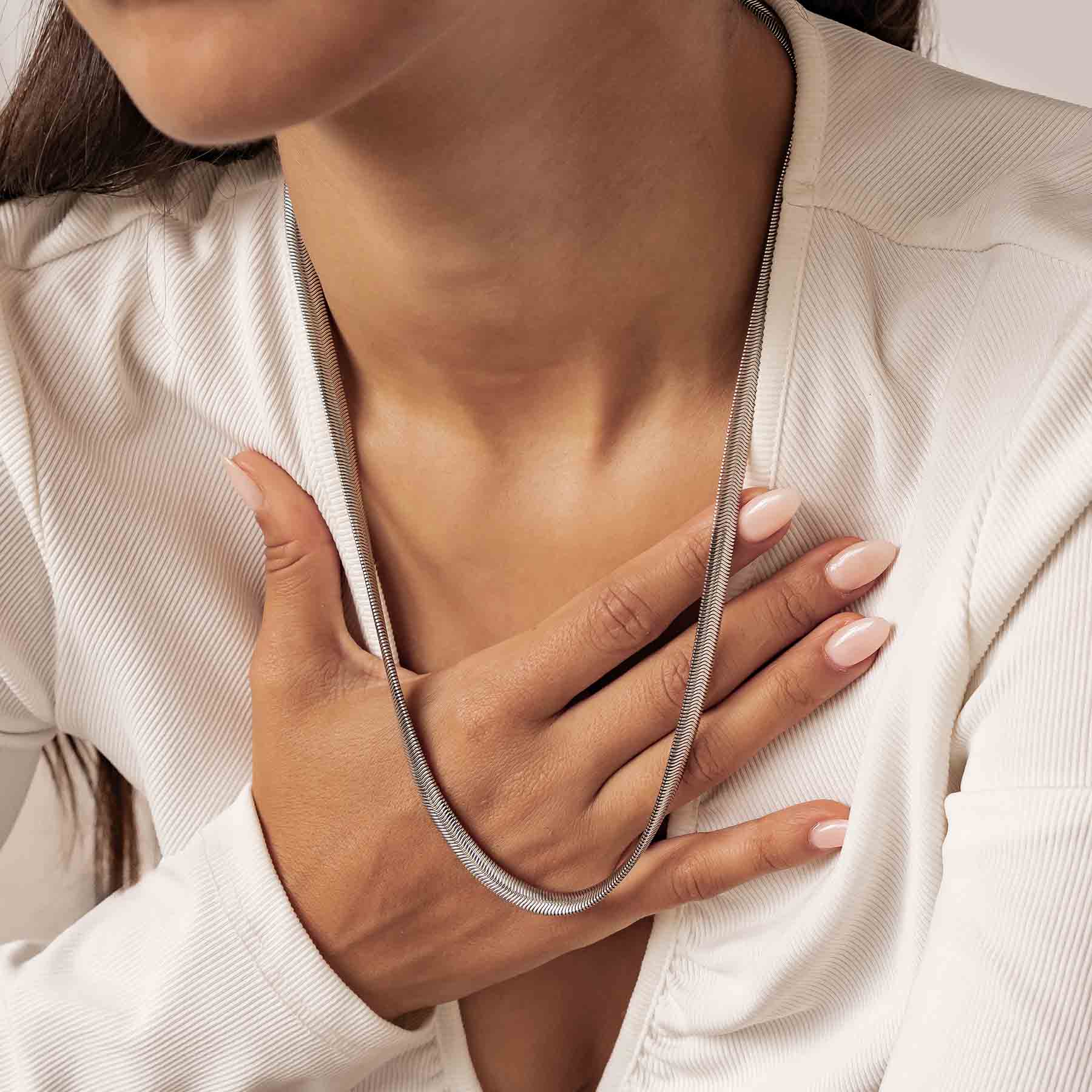 Massive Schlangenkette in Silber