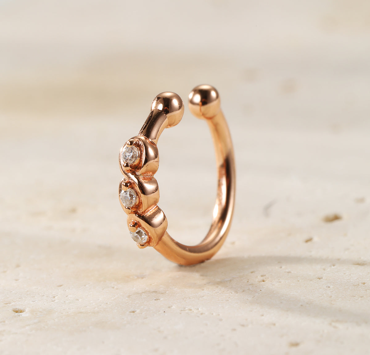 Dreifach-Zirkonia Ear Cuff – 925er Sterlingsilber