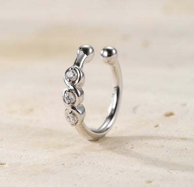 Dreifach-Zirkonia Ear Cuff – 925er Sterlingsilber
