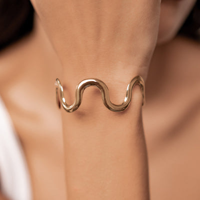 Brazalete Abierto Flujo Ondulado