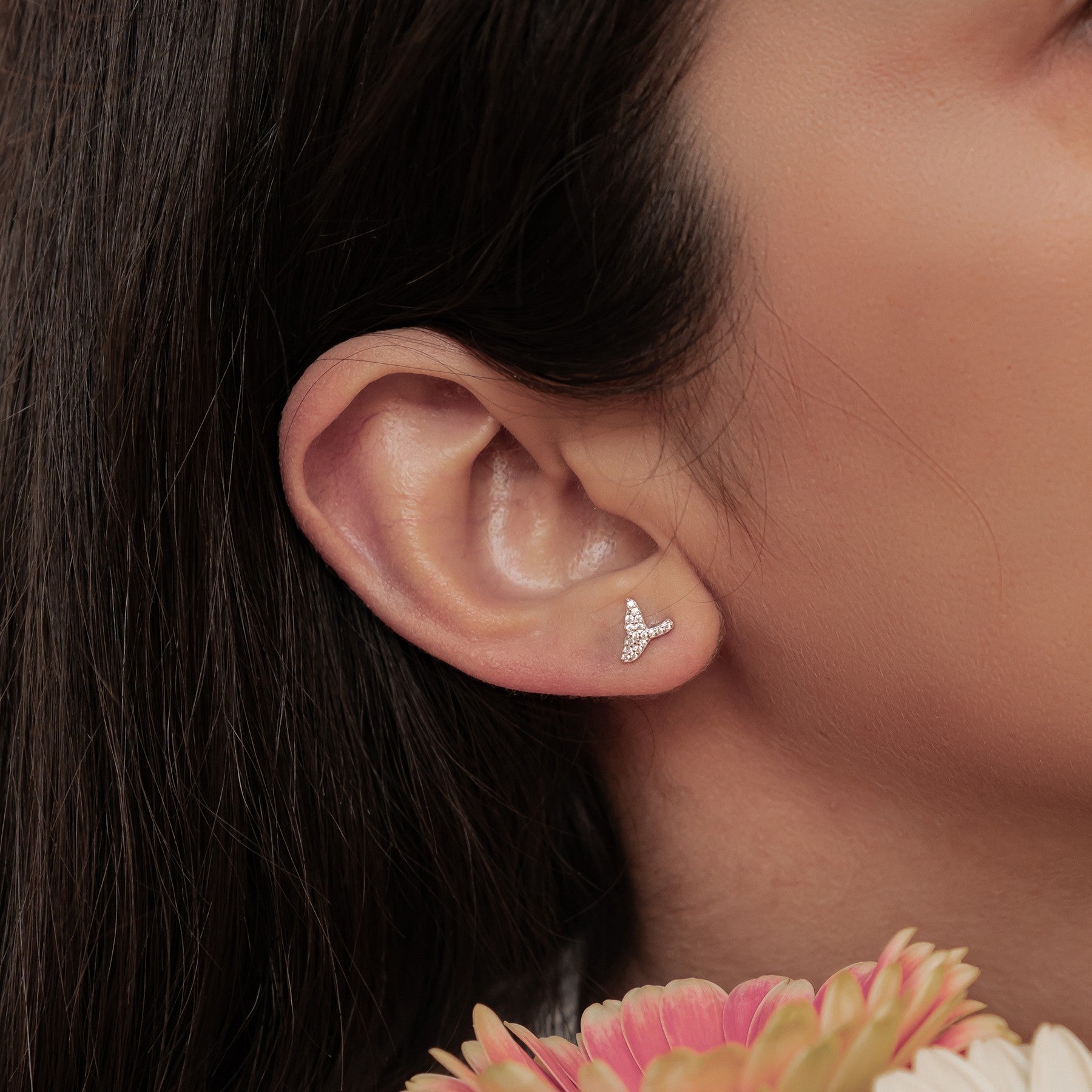 Pendientes Botón Cola Ballena Brillo Plata de Ley 925