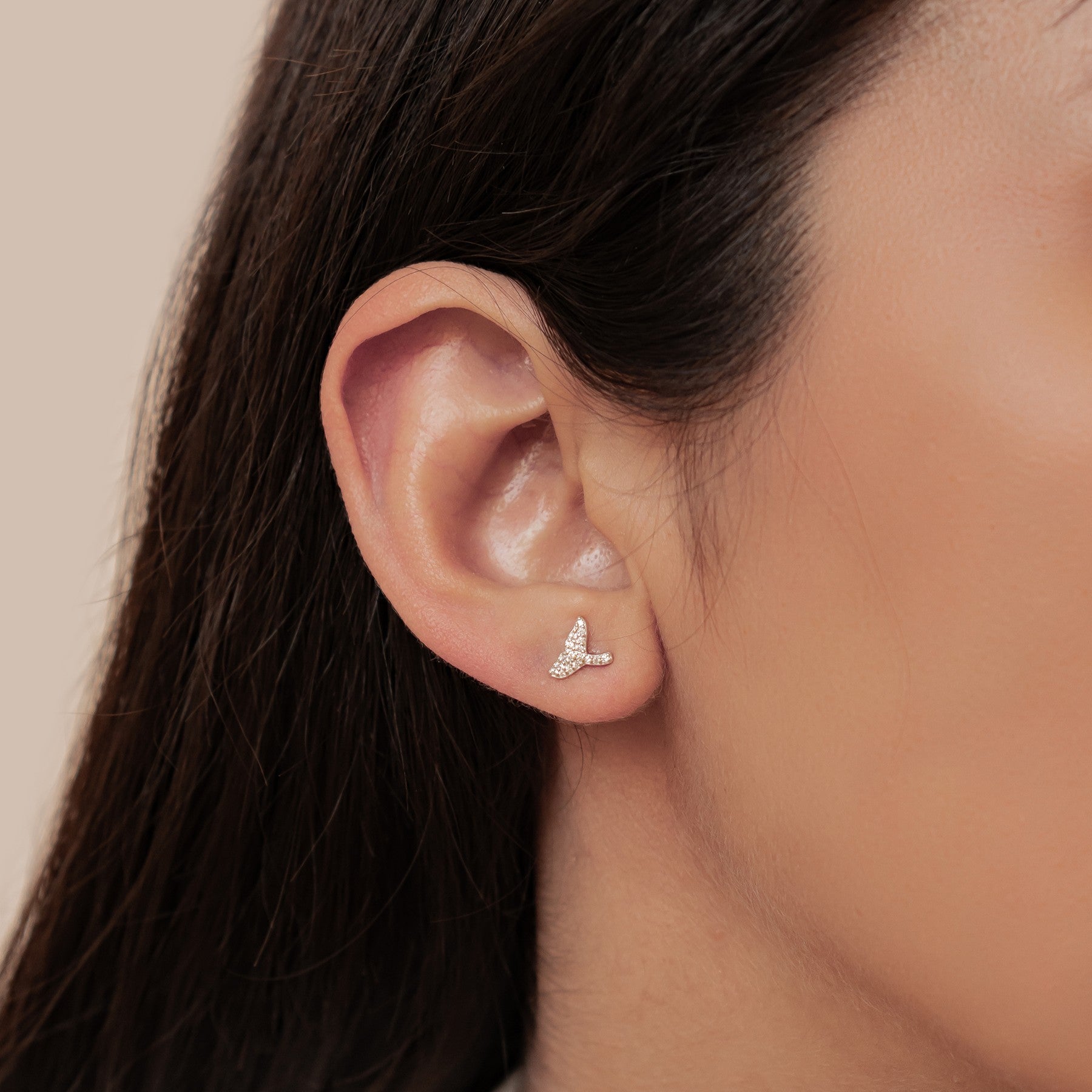 Pendientes Botón Cola Ballena Brillo Plata de Ley 925