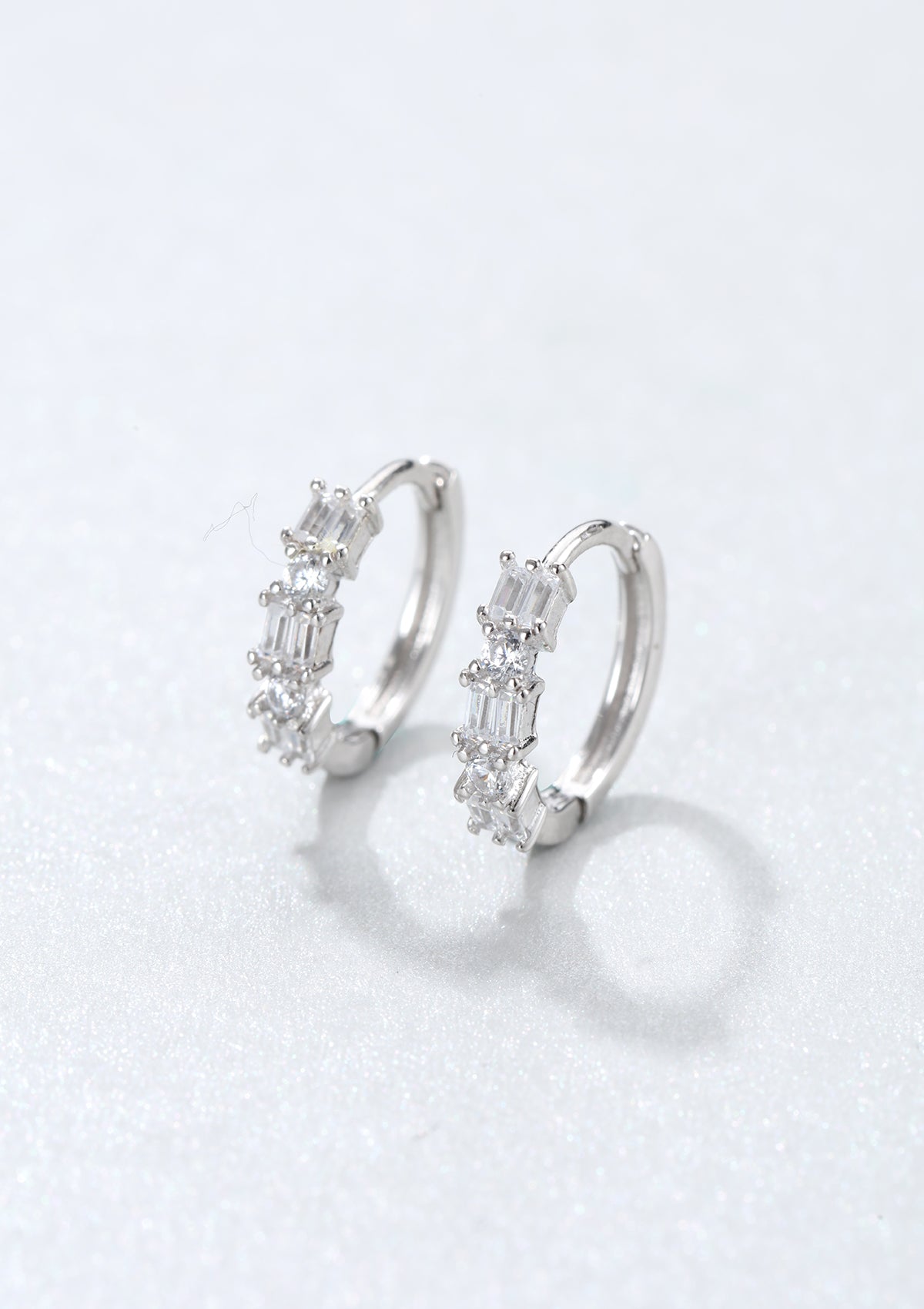 Boucles d'Oreilles Huggie Baguette Sterling Argent