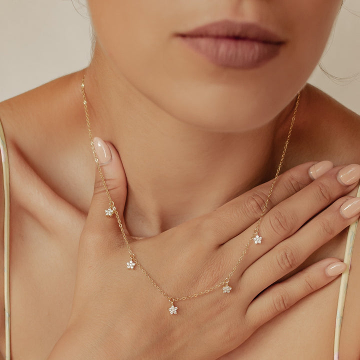 Collar Charm Bloom en Plata de Ley 925
