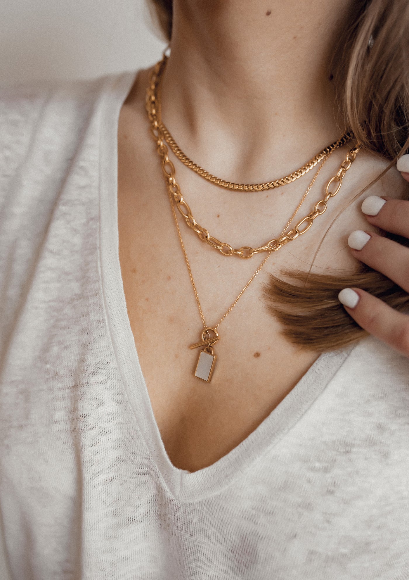 Chunky Oval Figaro Chain Necklace Gold