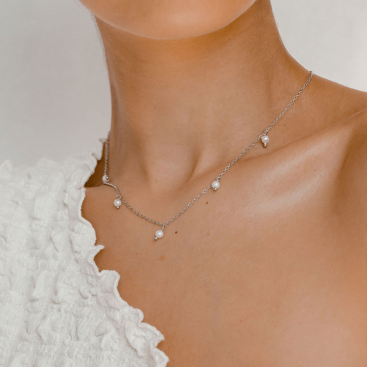Cinque Pearl Chain Necklace Silver