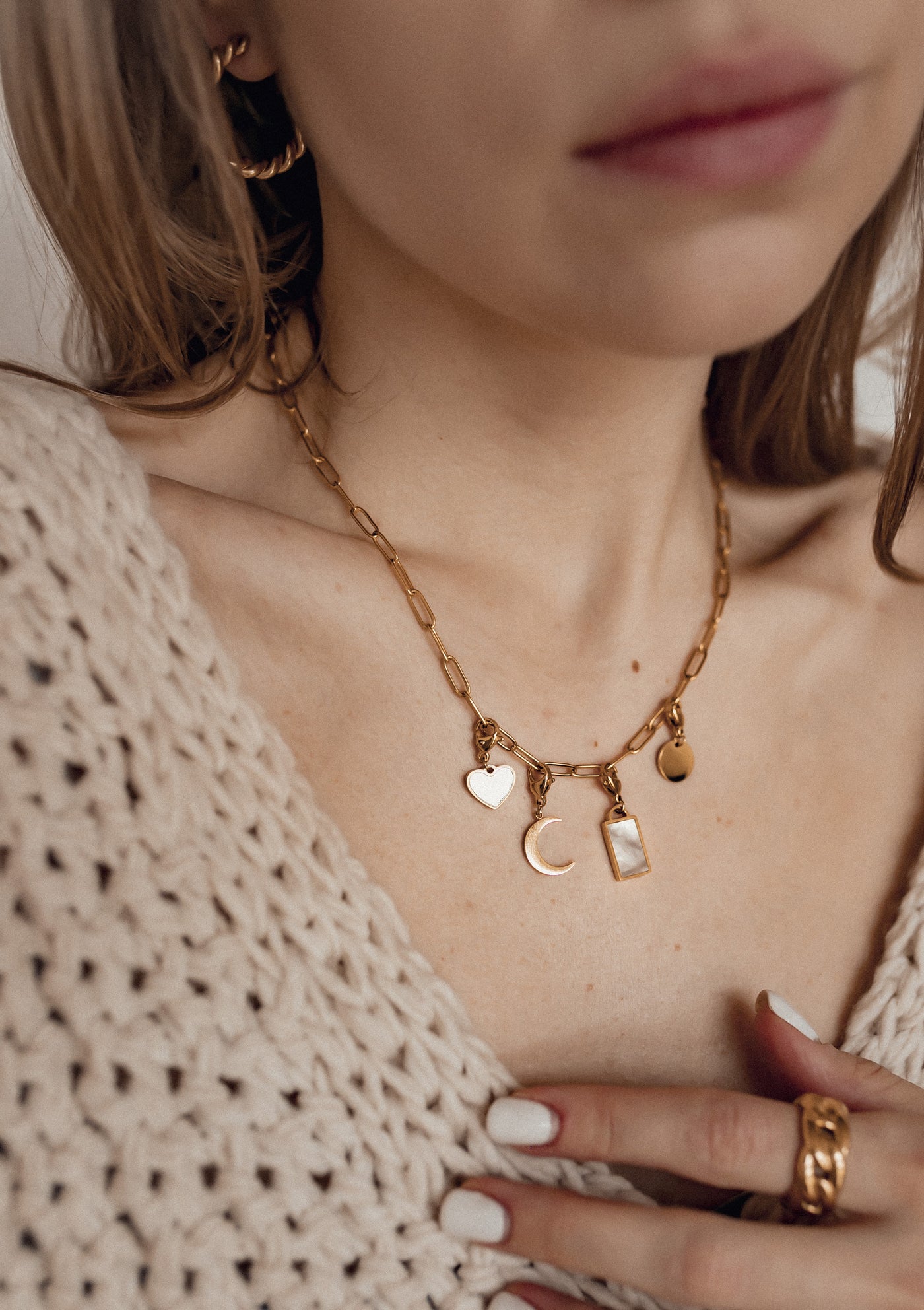 Circle Pendant Gold