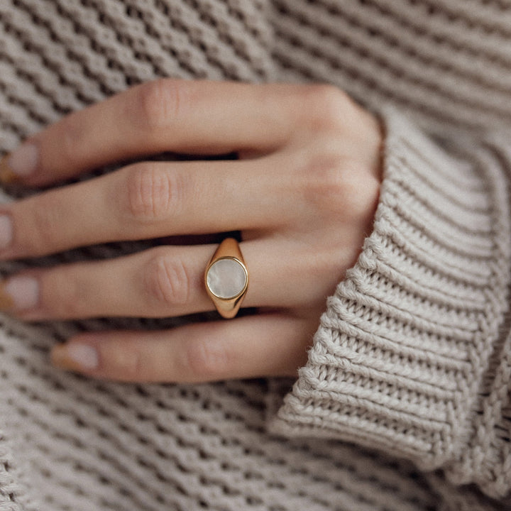 Coquille Cercle Chevalier Ring en Or