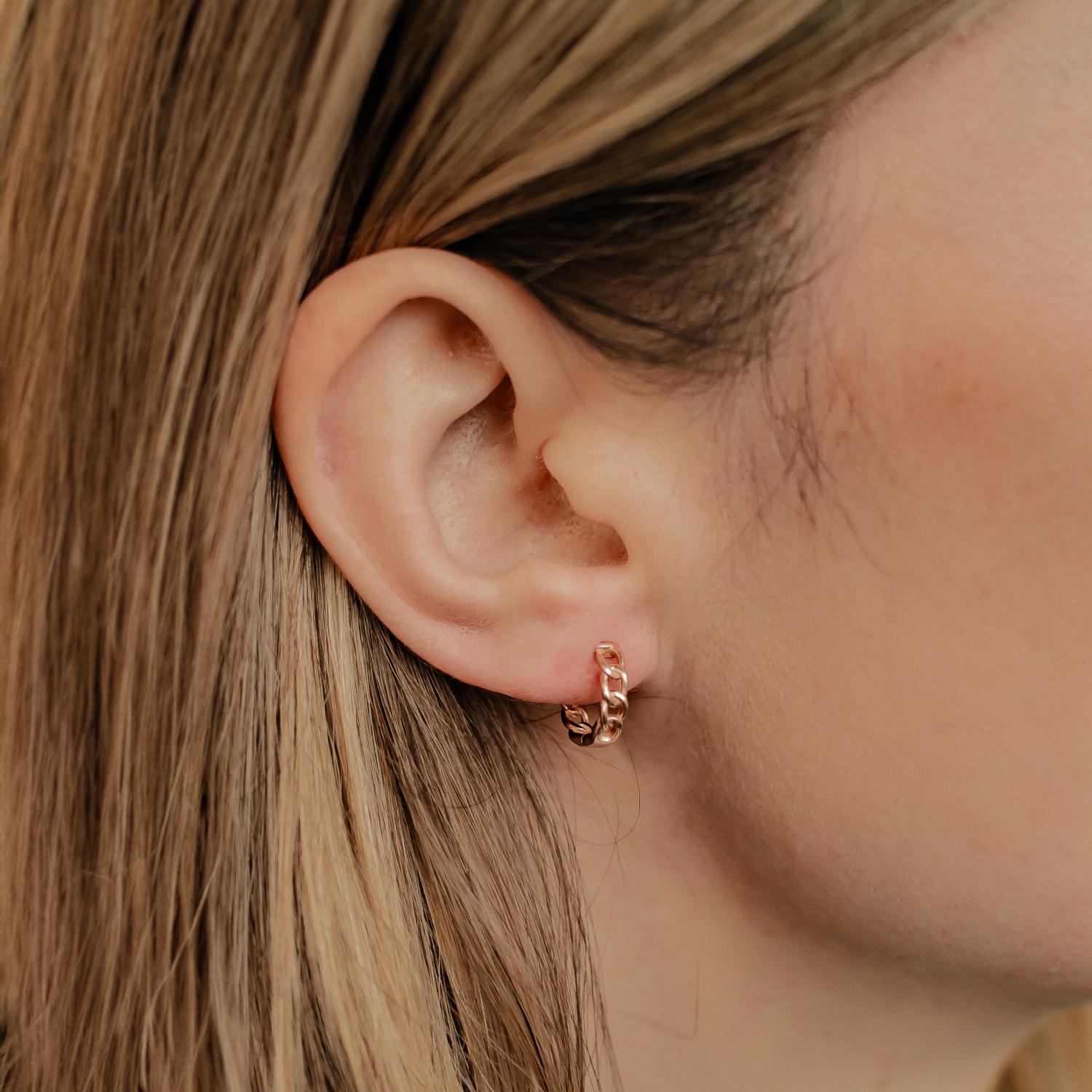 Pendientes Huggie Cadena Gruesa Plata de Ley 925