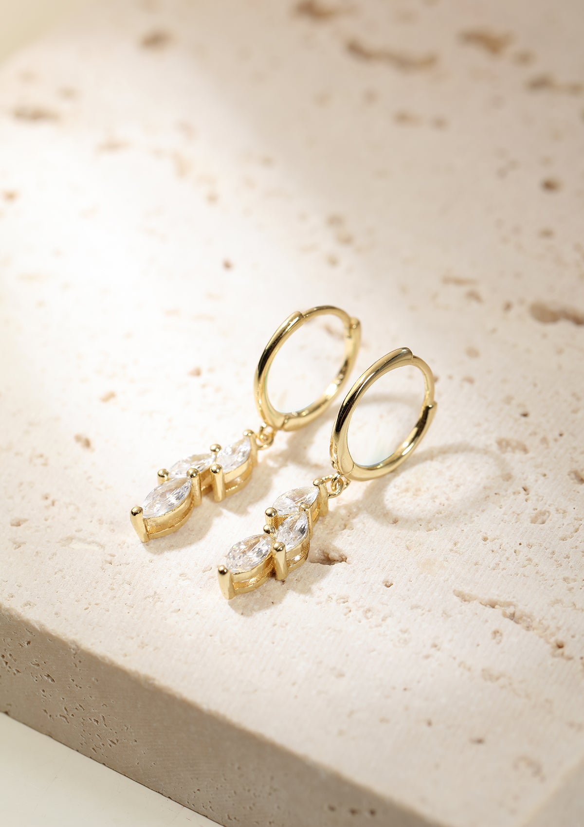 Pendientes Huggie Ramillete Plata de Ley 925