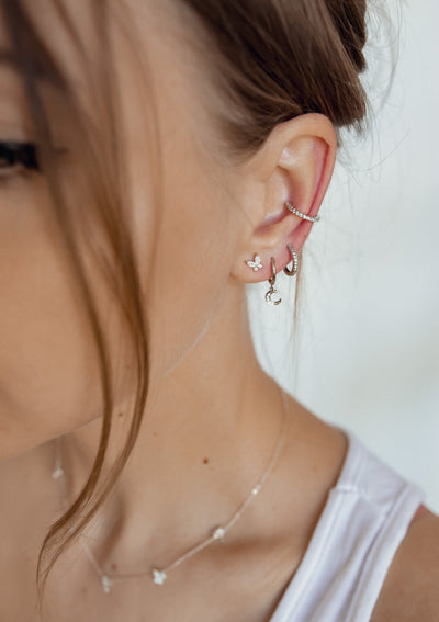 Pendientes Huggie de Luna Creciente Plata de Ley 925