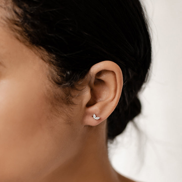 Flourish Stud Earrings 9K Gold