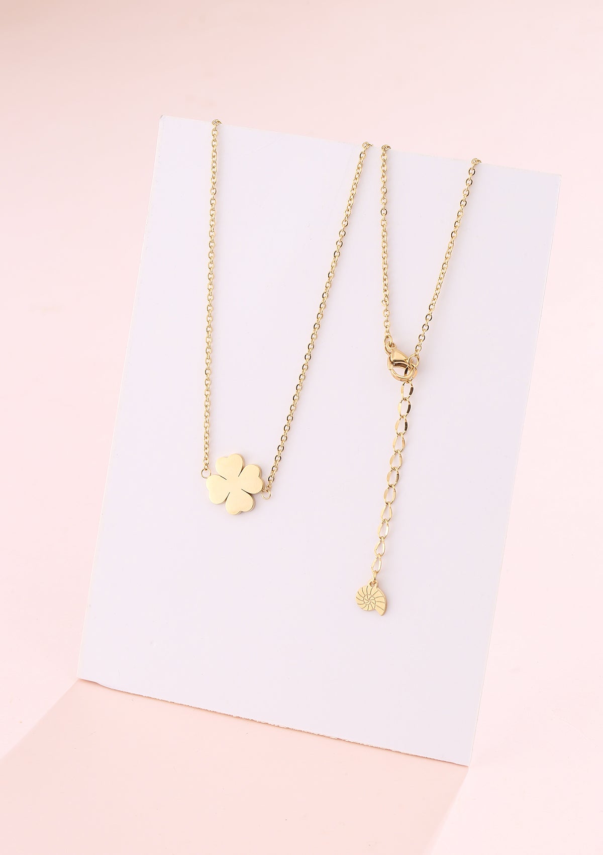 Four Leaf Clover Necklace Gold