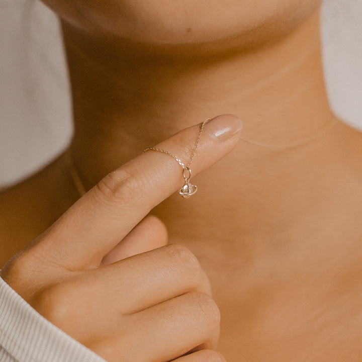 Galactic Pendant Necklace 9K Gold