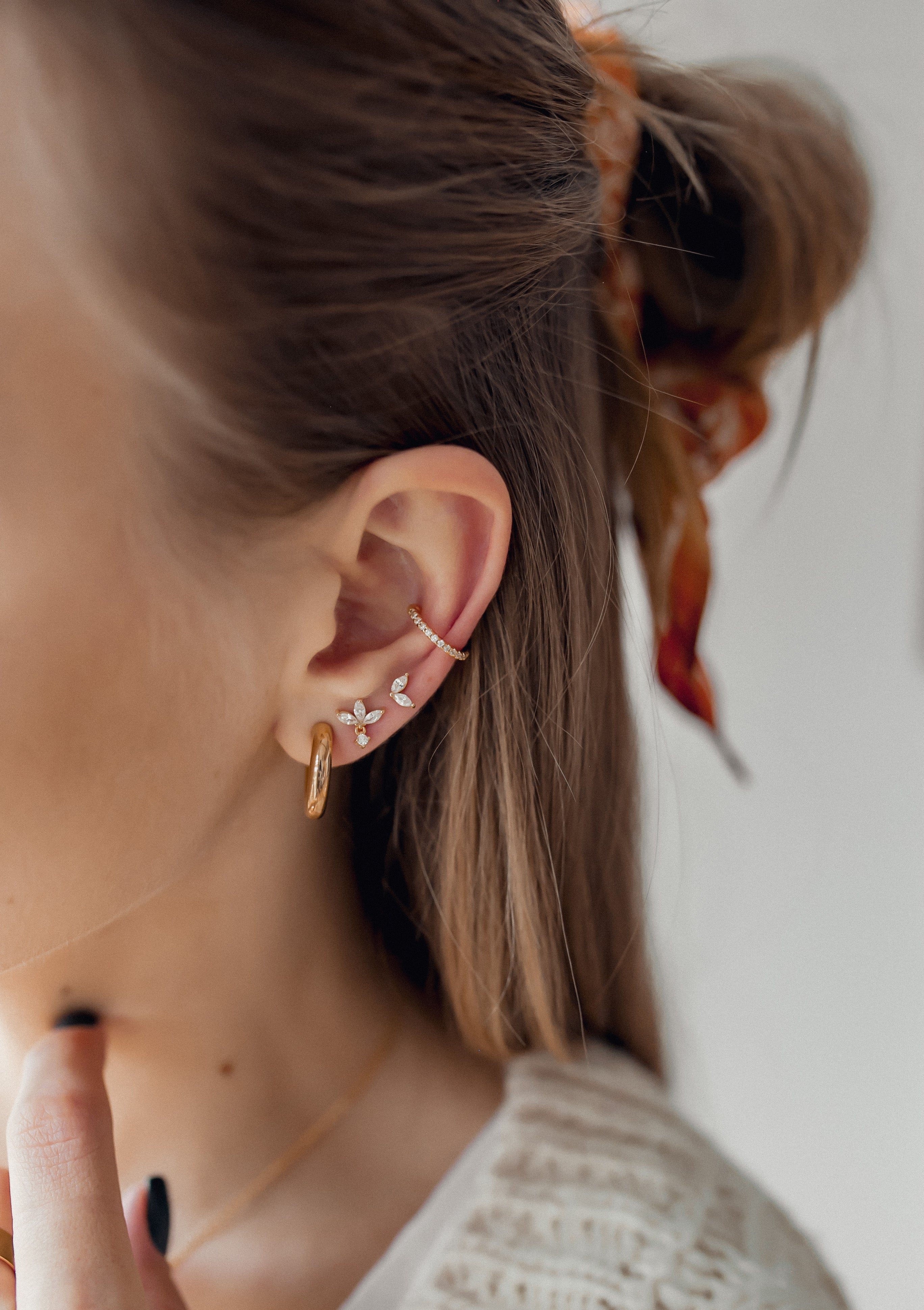 Pendientes de Botón Flor de Gema Plata de Ley 925 en Oro