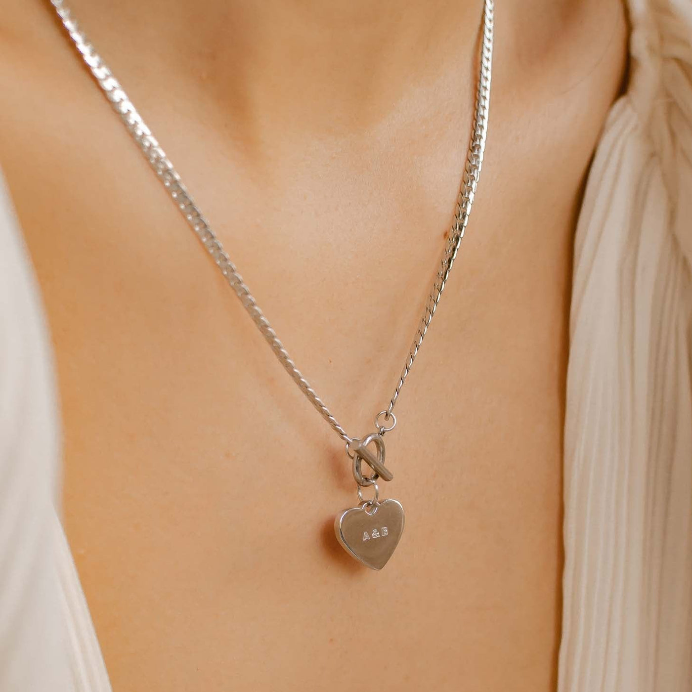 Collier Breloque Coeur Chaîne T-Barre en Argent
