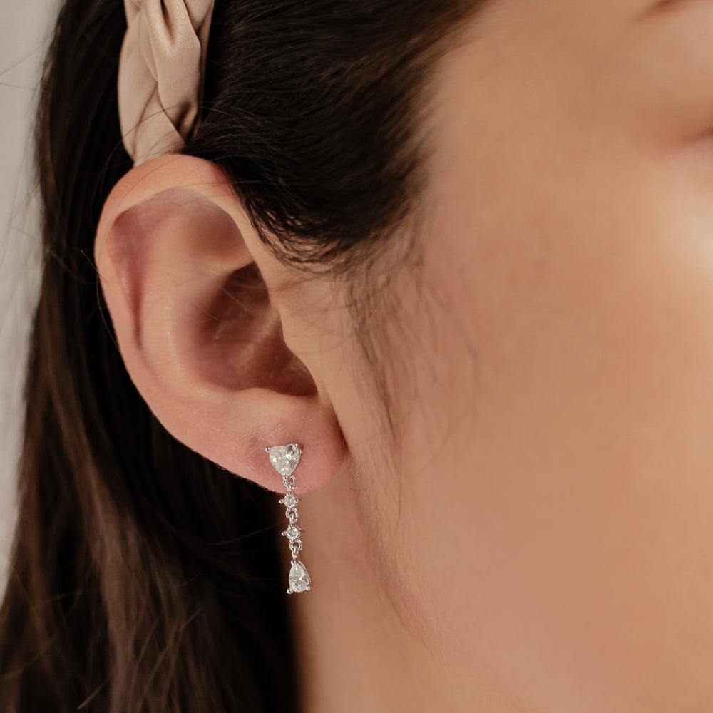 Pendientes de Botón Gota Corazón Plata de Ley 925