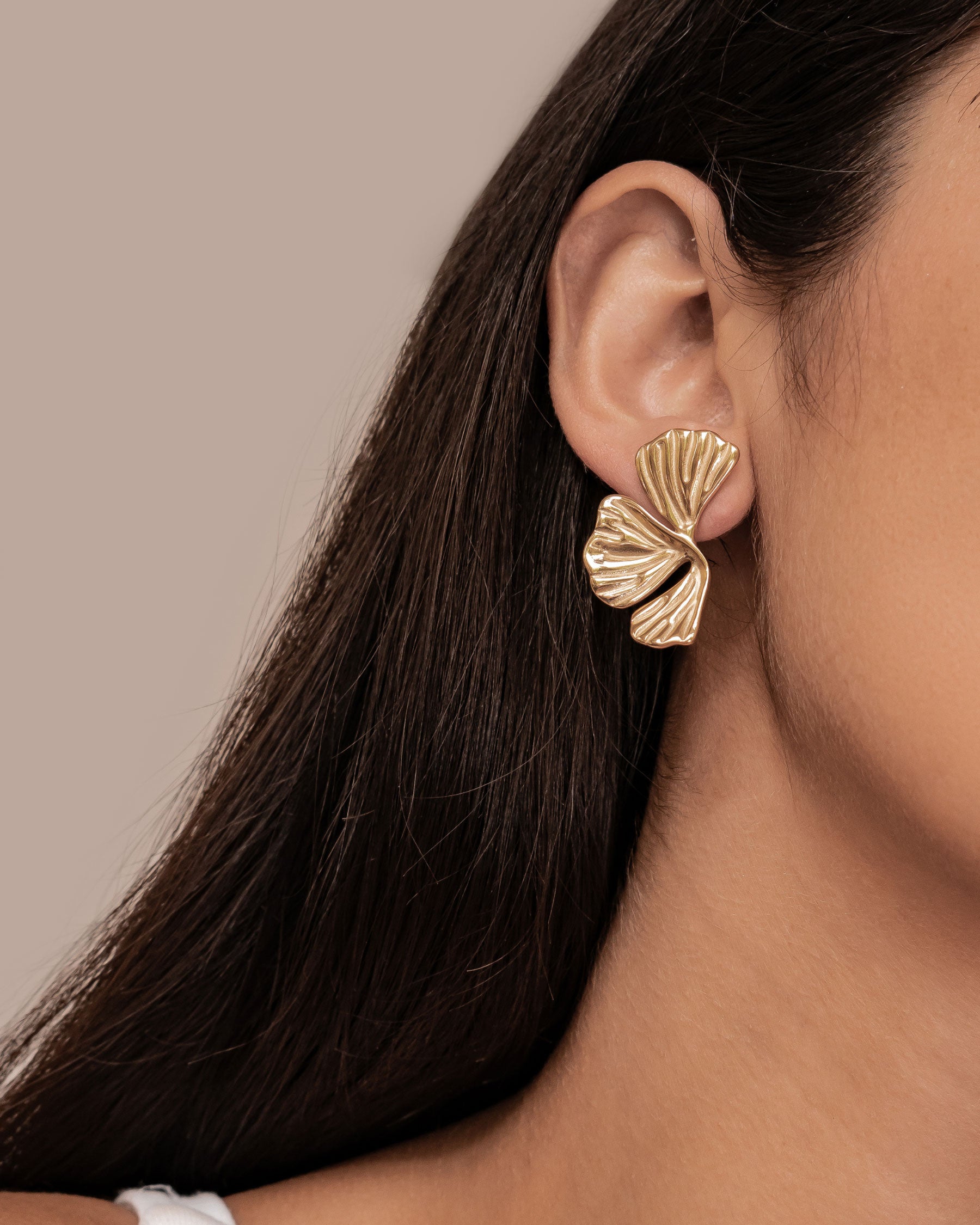 Spreading happiness with finely crafted, modern jewelry – Hey