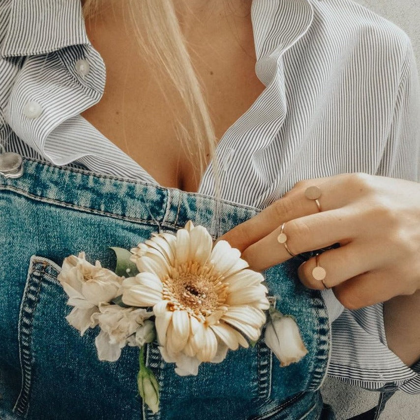 Joy Rose Gold Circle Ring Set