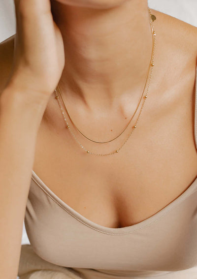 Collar de Cadena con Bolitas a Capas en Oro
