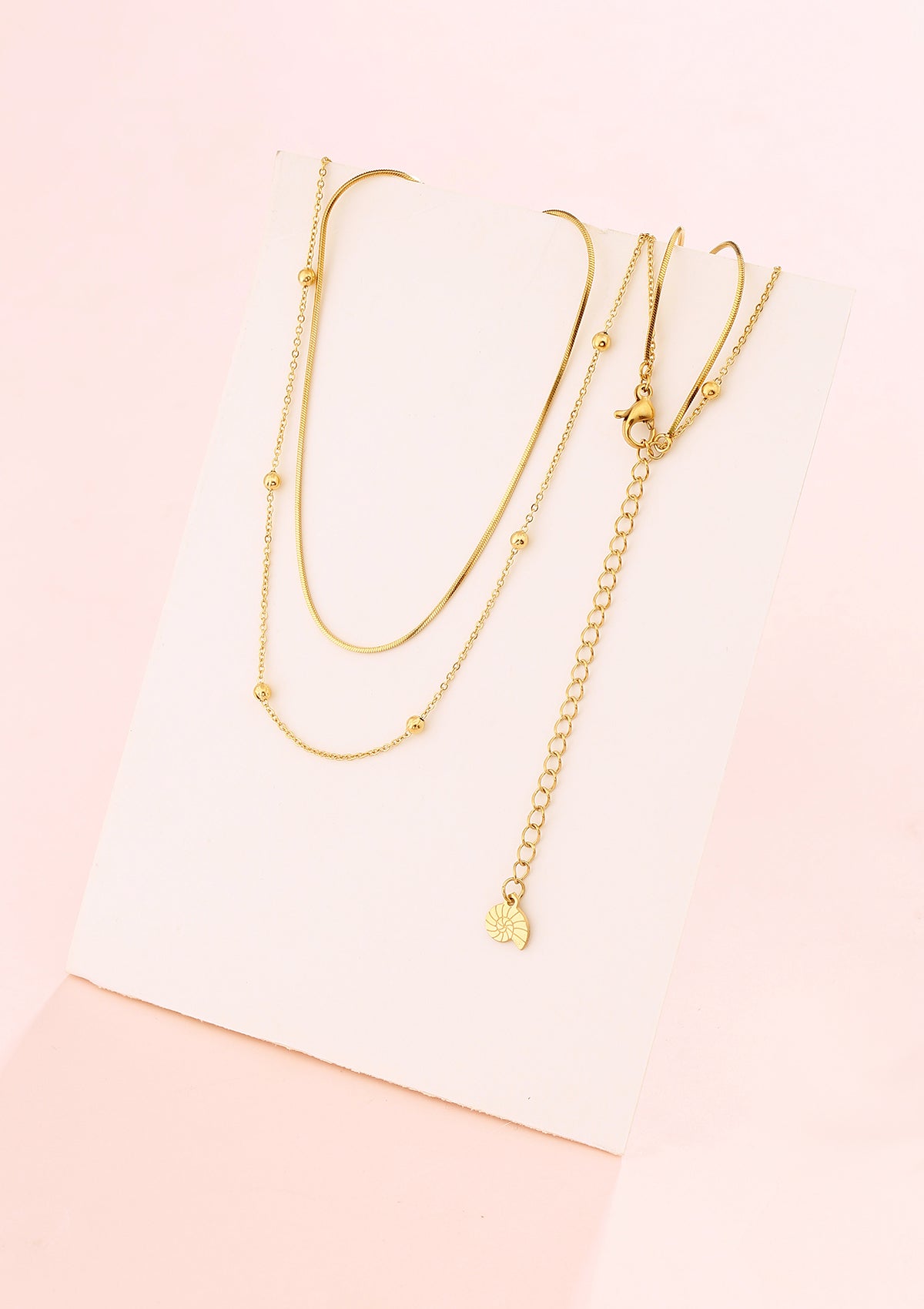 Collar de Cadena con Bolitas a Capas en Oro