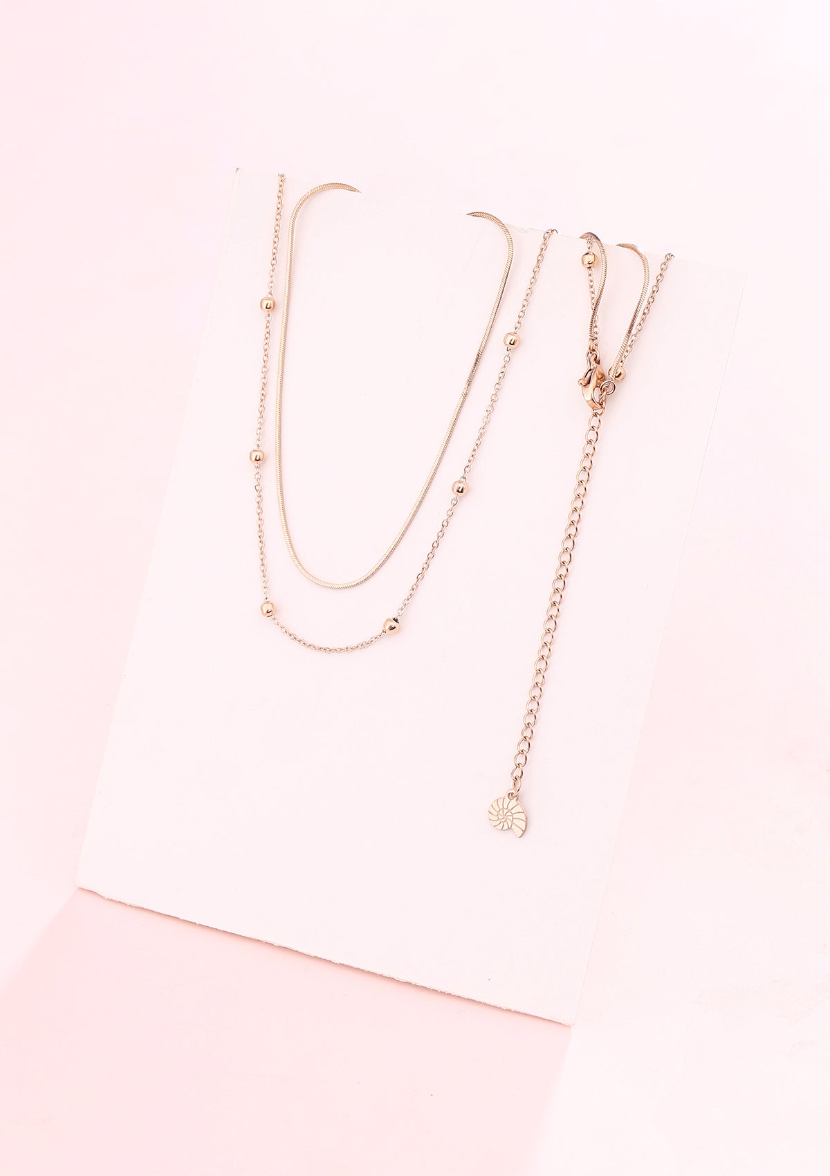 Collar de Cadena con Bolitas a Capas en Oro Rosa