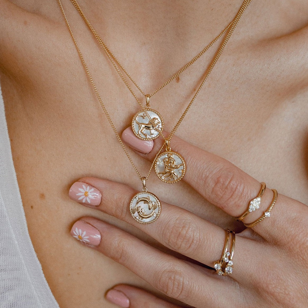 Collier pendentif zodiaque Lion