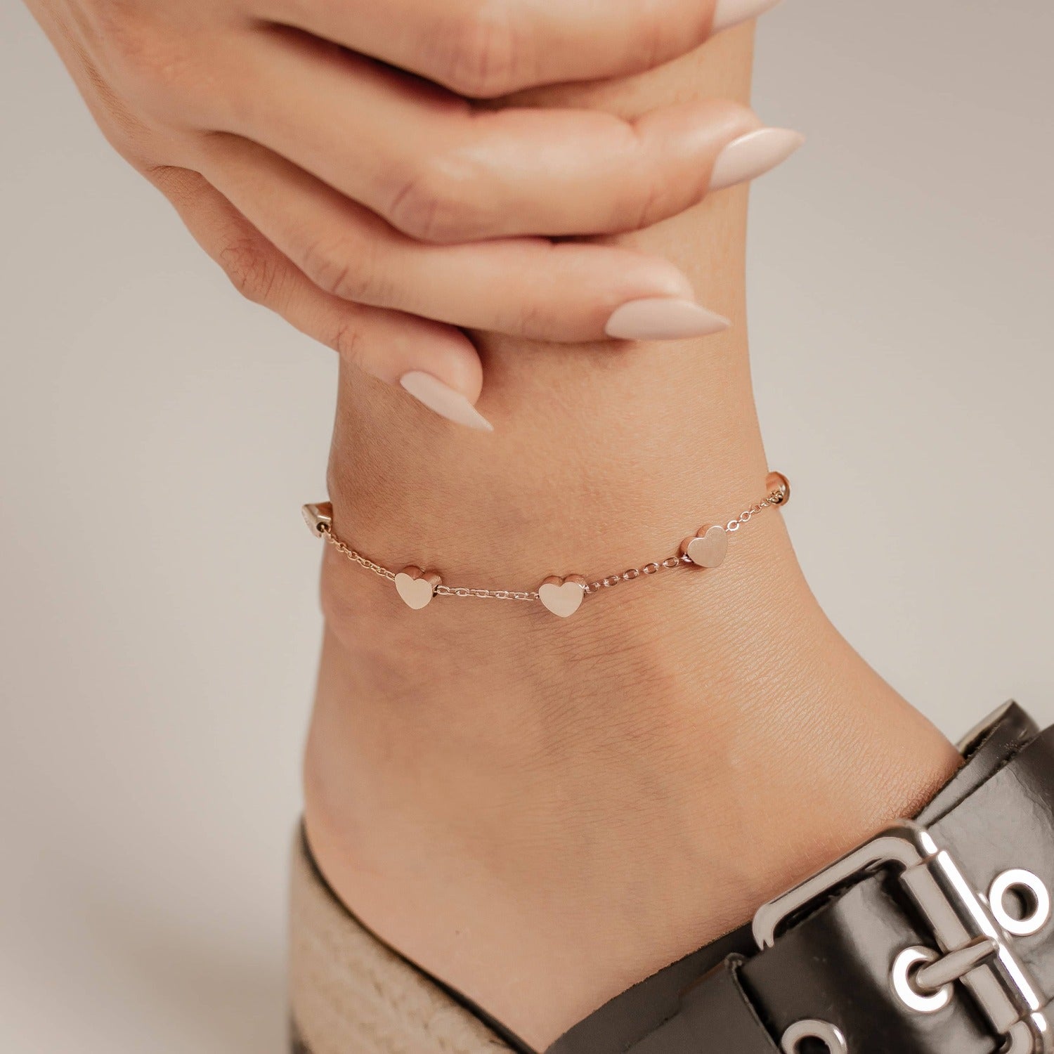 Bracelet de Cheville Multi Cœurs