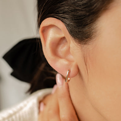 Pendientes Huggie Ovalados Plata de Ley 925 en Oro