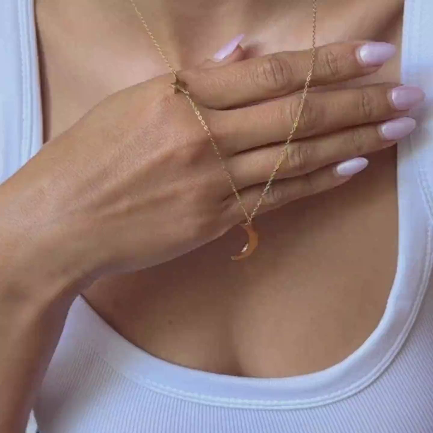 Collier Pendentif Etoile et Lune en Or