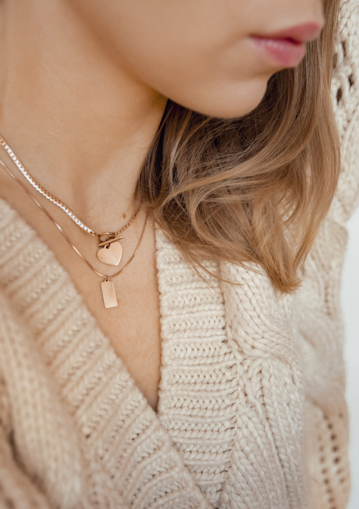 Collar de Colgante Rectangular en Oro Rosa