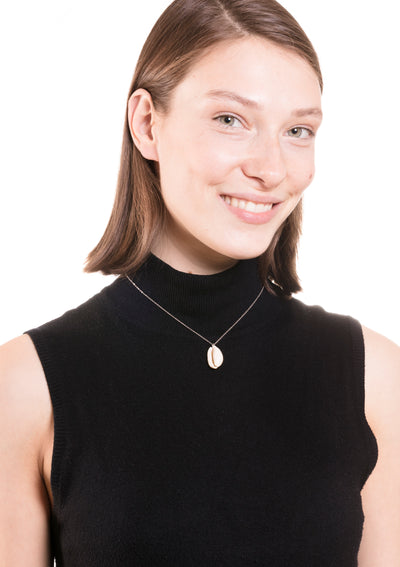Sea Shell Pendant Necklace Silver