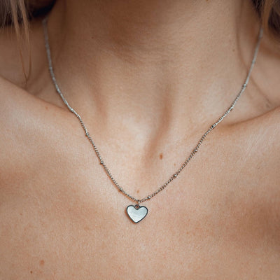 Collar de Cadena con Colgante Corazón Concha en Plata