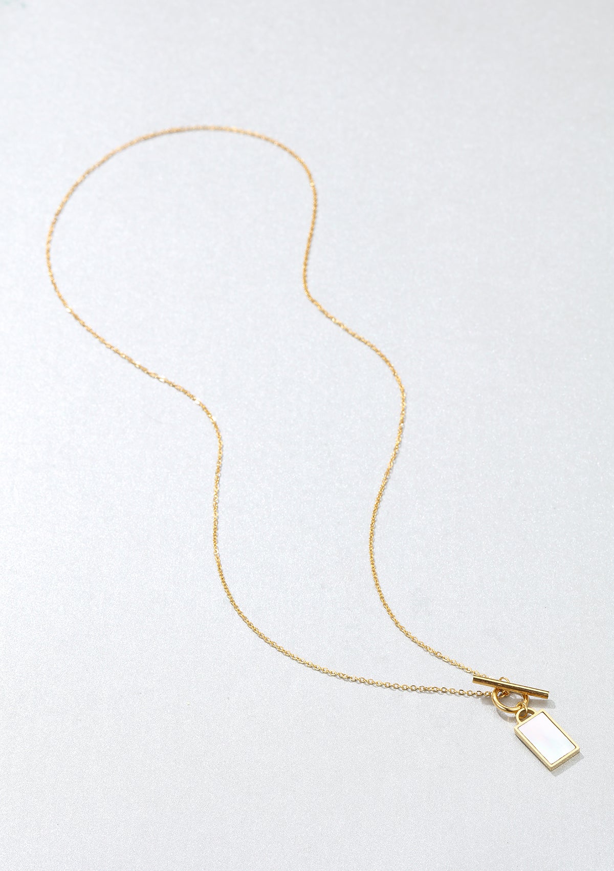 Shell Rectangle Pendant T-Bar Chain Necklace Gold