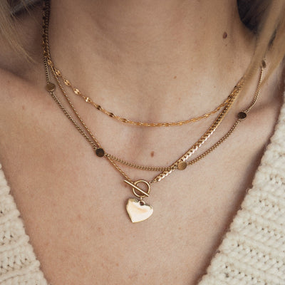 Kleine Plättchen Kette in Goldfarbe
