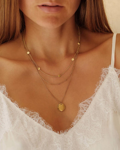 Kleine Plättchen Kette in Goldfarbe