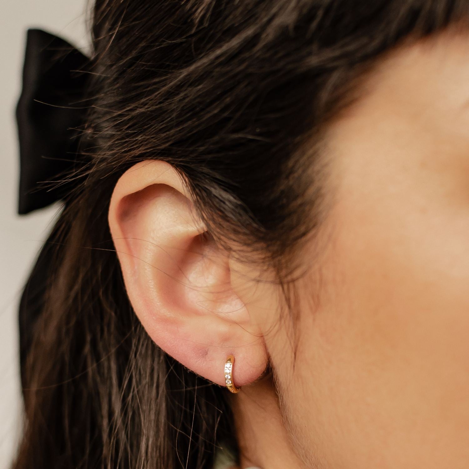 Klare Steine Creolen Ohrringe aus Edelstahl