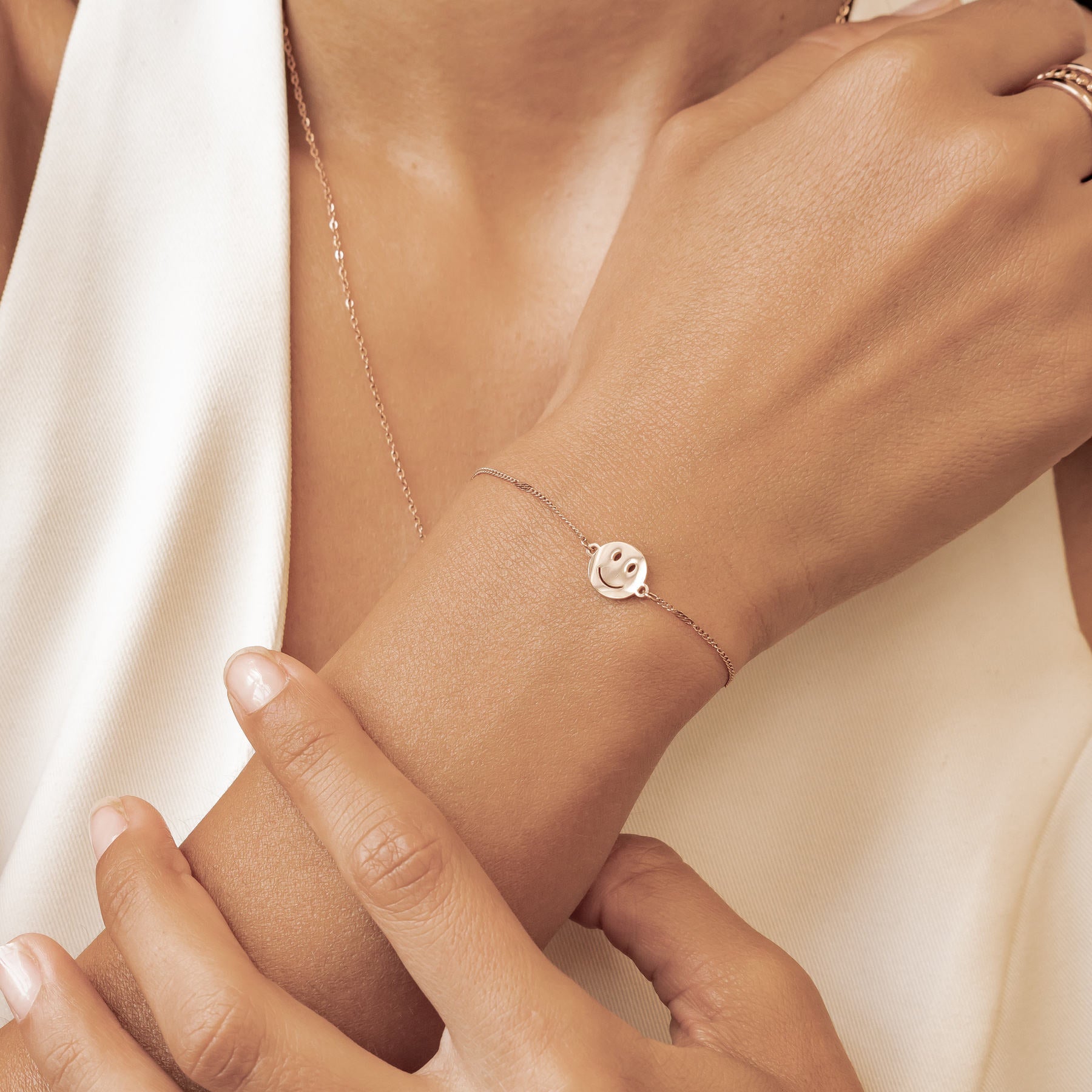 Smiley Face Pendant Chain Bracelet Rose Gold