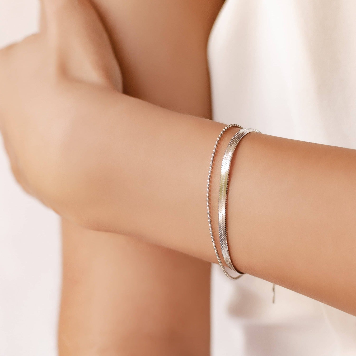 Set Pulseras Serpiente y Bolas