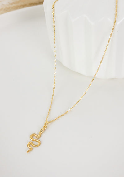 Collar Colgante Serpiente Plata de Ley 925 en Oro