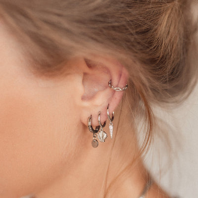 Pendientes Huggie de Púa Plata de Ley 925