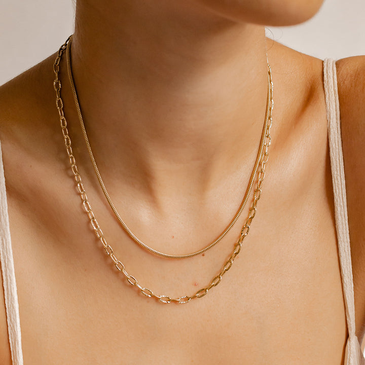 Collar Cadena Textura Eslabones en Oro