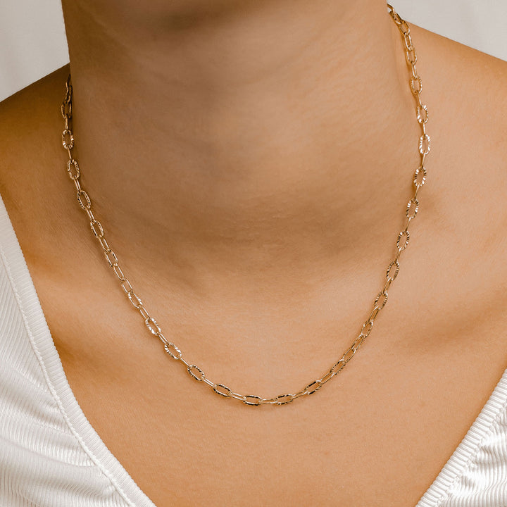 Collar Cadena Textura Eslabones en Oro