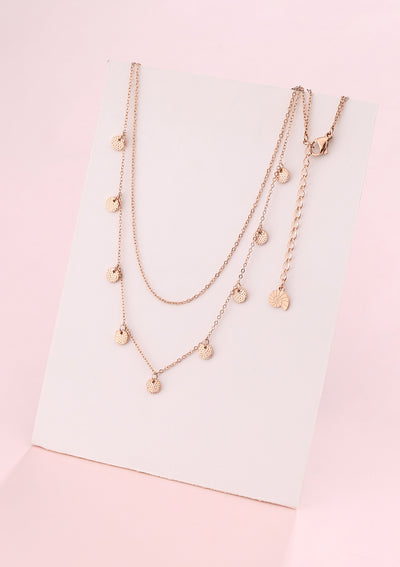 Collar a Capas con Círculo Texturizado en Oro Rosa