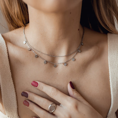 Collar a Capas con Círculo Texturizado en Plata