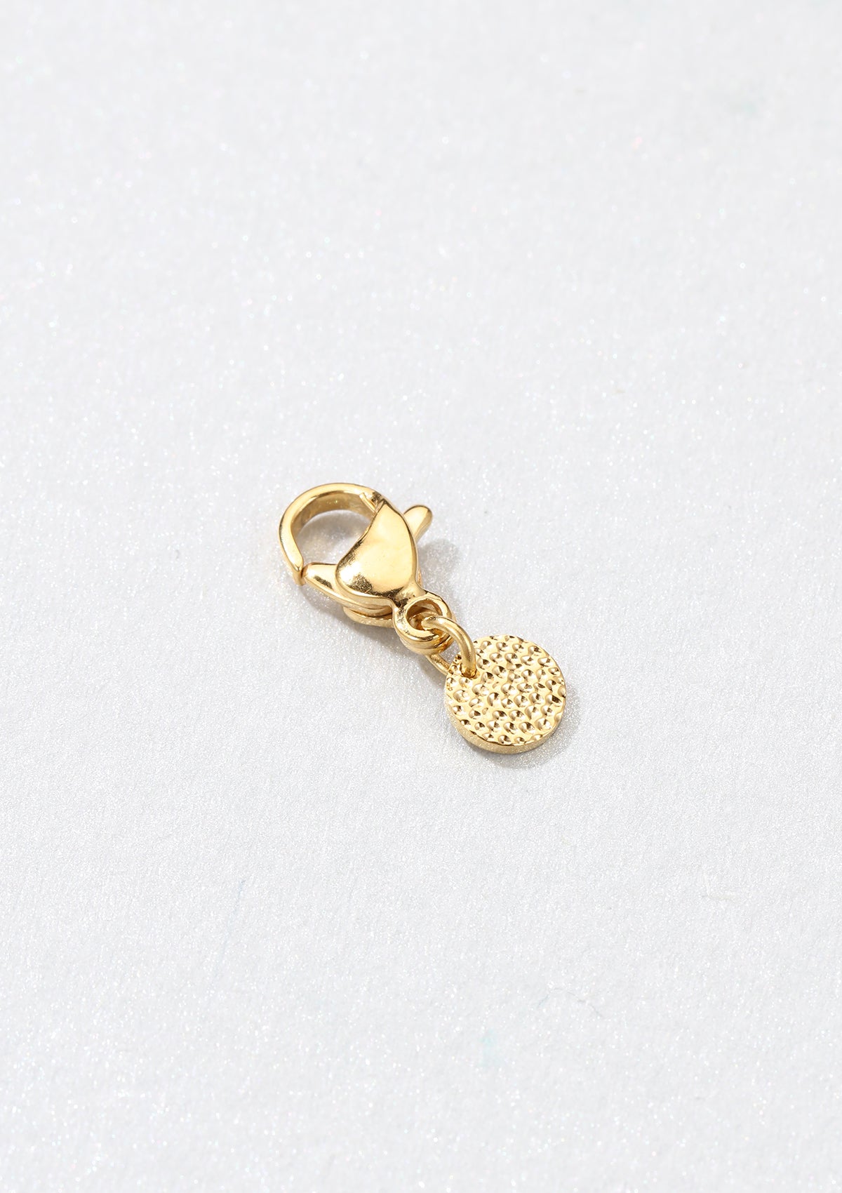 Textured Circle Pendant Gold