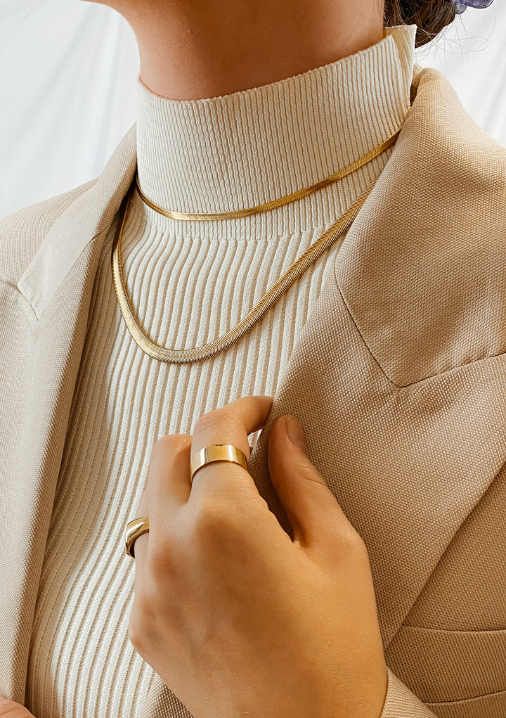Massive Schlangenkette in Gold