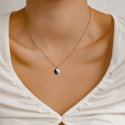 Collier Chaîne à Pompon Yin Yang en Or Rose