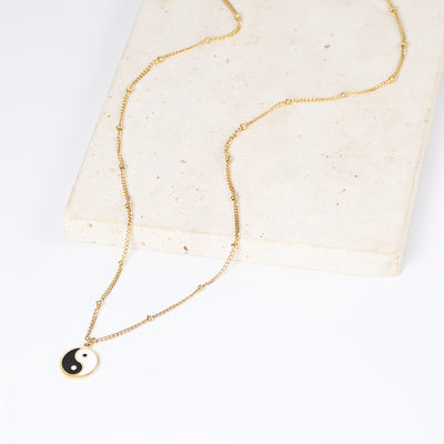 Collar Cadenas Bolas Yin Yang en Oro